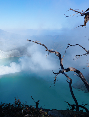 monstorries mount ijen img1